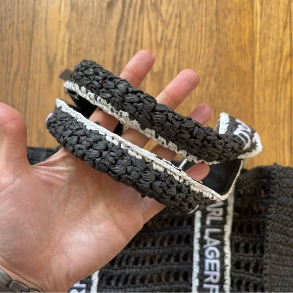 Karl Lagerfeld Antibes Straw Tote Beach Bag Logo Strap Black NWT - Picture 3 of 7